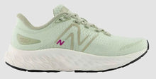 Load image into Gallery viewer, New Balance -Wms EVOVCA