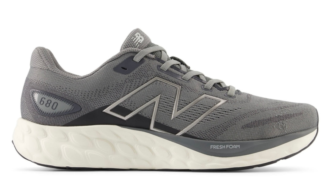 New Balance- Mns 680LG8